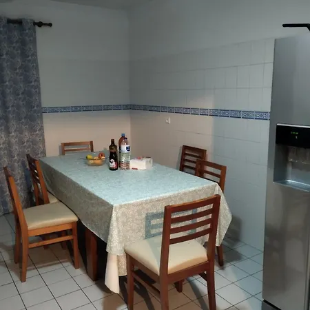 Carefully Stocked Comfort Apartman